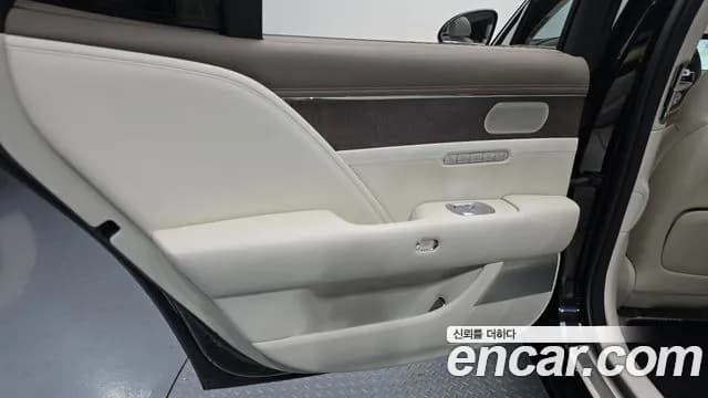 2023 Genesis G90 (RS4) Gasoline 3.5 Turbo AWD Sold VIN KMTFA41DDPU023554 – photo 16 2023 Genesis G90 (RS4) Gasoline 3.5 Turbo AWD Sold VIN KMTFA41DDPU023554 – photo 16