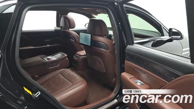 2023 Genesis G90 (RS4) Gasoline 3.5 Turbo AWD Sold VIN KMTFA41DDPU024088 – front exterior 2023 Genesis G90 (RS4) Gasoline 3.5 Turbo AWD Sold VIN KMTFA41DDPU024088 – front exterior