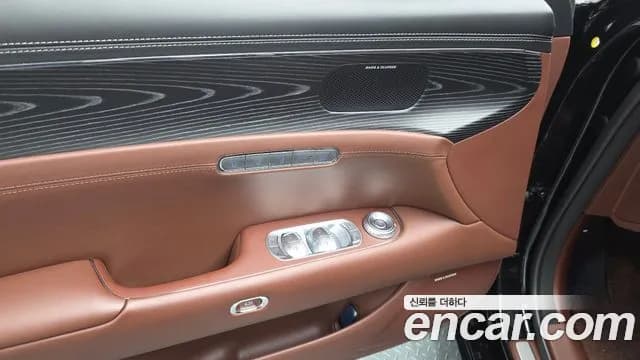 2023 Genesis G90 (RS4) Gasoline 3.5 Turbo AWD Sold VIN KMTFA41DDPU024088 – exterior detail 2023 Genesis G90 (RS4) Gasoline 3.5 Turbo AWD Sold VIN KMTFA41DDPU024088 – exterior detail