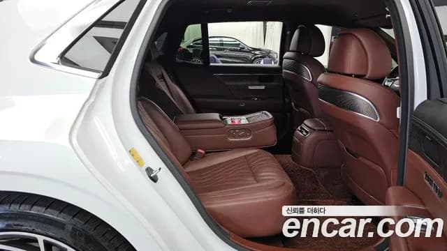 2023 Genesis G90 (RS4) Gasoline 3.5 Turbo AWD Sold VIN KMTFA41DDPU029761 – photo 36 2023 Genesis G90 (RS4) Gasoline 3.5 Turbo AWD Sold VIN KMTFA41DDPU029761 – photo 36