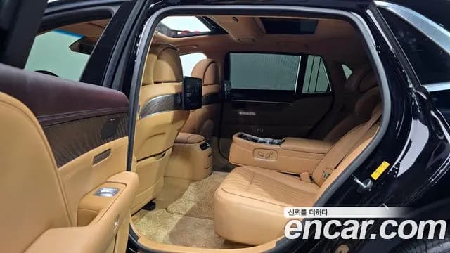 2023 Genesis G90 (RS4) Gasoline 3.5 Turbo AWD Sold VIN KMTFA41DDPU029868 – trunk area 2023 Genesis G90 (RS4) Gasoline 3.5 Turbo AWD Sold VIN KMTFA41DDPU029868 – trunk area