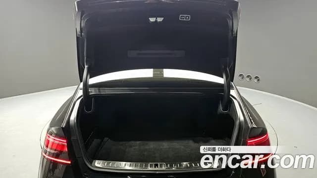 2023 Genesis G90 (RS4) Gasoline 3.5 Turbo AWD Sold VIN KMTFA41DDPU032057 – front exterior 2023 Genesis G90 (RS4) Gasoline 3.5 Turbo AWD Sold VIN KMTFA41DDPU032057 – front exterior
