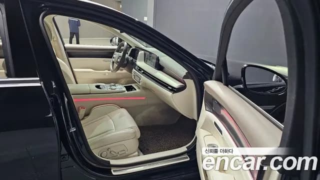 2023 Genesis G90 (RS4) Gasoline 3.5 Turbo AWD Sold VIN KMTFA41DDPU035741 – exterior detail 2023 Genesis G90 (RS4) Gasoline 3.5 Turbo AWD Sold VIN KMTFA41DDPU035741 – exterior detail