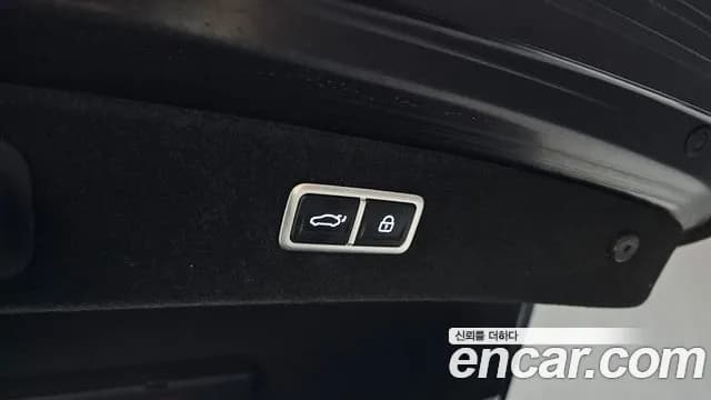 2023 Genesis G90 (RS4) Gasoline 3.5 Turbo AWD Sold VIN KMTFA41DDPU035741 – undercarriage 2023 Genesis G90 (RS4) Gasoline 3.5 Turbo AWD Sold VIN KMTFA41DDPU035741 – undercarriage