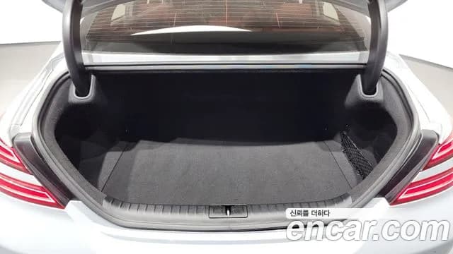 2021 Genesis The New G70 Gasoline 2.0T 2WD Sold VIN KMTG141ABMU090588 – interior seats 2021 Genesis The New G70 Gasoline 2.0T 2WD Sold VIN KMTG141ABMU090588 – interior seats