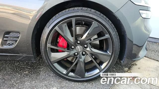 2022 Genesis The New G70 Gasoline 2.0T 2WD Sold VIN KMTG141ABNU101751 – side profile 2022 Genesis The New G70 Gasoline 2.0T 2WD Sold VIN KMTG141ABNU101751 – side profile