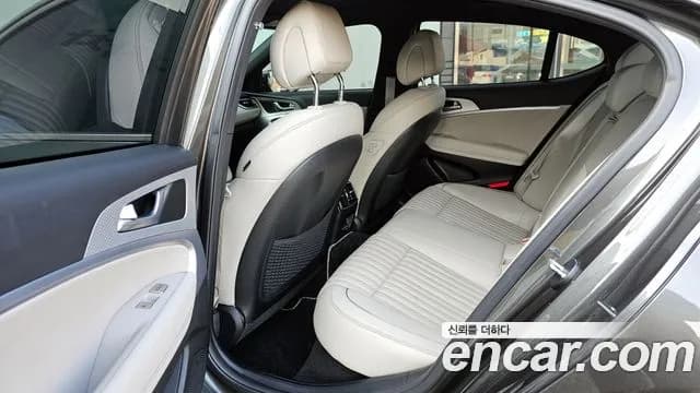 2022 Genesis The New G70 Gasoline 2.0T 2WD Sold VIN KMTG141ABNU101751 – exterior detail 2022 Genesis The New G70 Gasoline 2.0T 2WD Sold VIN KMTG141ABNU101751 – exterior detail
