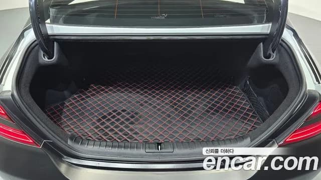 2023 Genesis The New G70 Gasoline 2.0T 2WD Sold VIN KMTG141ABPU118777 – photo 11 2023 Genesis The New G70 Gasoline 2.0T 2WD Sold VIN KMTG141ABPU118777 – photo 11