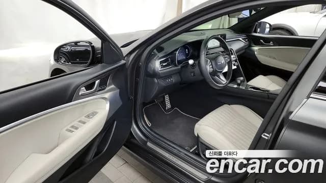 2024 Genesis The New G70 Gasoline 2.5T 2WD Sold VIN KMTG141CBRU136016 – photo 11 2024 Genesis The New G70 Gasoline 2.5T 2WD Sold VIN KMTG141CBRU136016 – photo 11