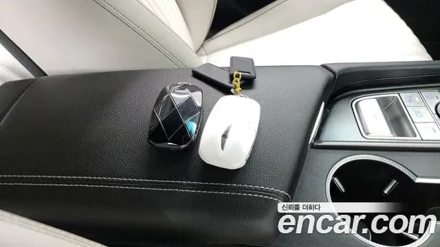 2024 Genesis The New G70 Gasoline 2.5T 2WD Sold VIN KMTG141CBRU136016 – photo 14 2024 Genesis The New G70 Gasoline 2.5T 2WD Sold VIN KMTG141CBRU136016 – photo 14