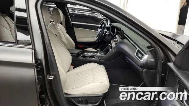 2024 Genesis The New G70 Gasoline 2.5T 2WD Sold VIN KMTG141CBRU136016 – photo 17 2024 Genesis The New G70 Gasoline 2.5T 2WD Sold VIN KMTG141CBRU136016 – photo 17