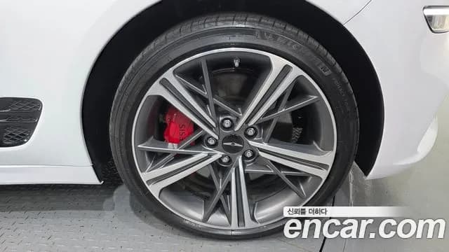 2024 Genesis The New G70 Gasoline 2.5T 4WD Sold VIN KMTG141CDRU129147 – side profile 2024 Genesis The New G70 Gasoline 2.5T 4WD Sold VIN KMTG141CDRU129147 – side profile