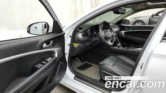 2018 Genesis G70 2.0T Sold VIN KMTG241ABJU012096 – photo 11 2018 Genesis G70 2.0T Sold VIN KMTG241ABJU012096 – photo 11