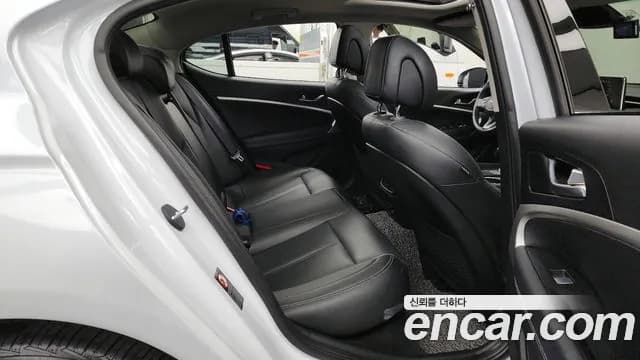 2018 Genesis G70 2.0T Sold VIN KMTG241ABJU012096 – photo 14 2018 Genesis G70 2.0T Sold VIN KMTG241ABJU012096 – photo 14