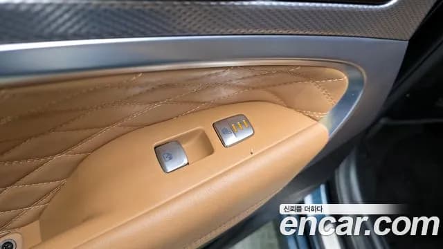 2023 Genesis The New G70 Shooting Brake Gasoline 2.0T 2WD Sold VIN KMTG2G1ABPU109870 – trunk area 2023 Genesis The New G70 Shooting Brake Gasoline 2.0T 2WD Sold VIN KMTG2G1ABPU109870 – trunk area