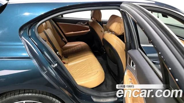 2023 Genesis The New G70 Shooting Brake Gasoline 2.0T 2WD Sold VIN KMTG2G1ABPU109878 – photo 12 2023 Genesis The New G70 Shooting Brake Gasoline 2.0T 2WD Sold VIN KMTG2G1ABPU109878 – photo 12