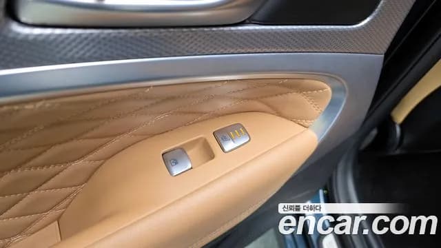 2023 Genesis The New G70 Shooting Brake Gasoline 2.0T 2WD Sold VIN KMTG2G1ABPU109878 – photo 16 2023 Genesis The New G70 Shooting Brake Gasoline 2.0T 2WD Sold VIN KMTG2G1ABPU109878 – photo 16