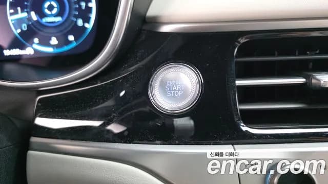 2024 Genesis The New G70 Shooting Brake Gasoline 2.5T 2WD Sold VIN KMTG2G1CBRU129014 – photo 12 2024 Genesis The New G70 Shooting Brake Gasoline 2.5T 2WD Sold VIN KMTG2G1CBRU129014 – photo 12