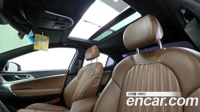 2018 Genesis G70 2.0T Sold VIN KMTG341ABJU004861 – photo 12 2018 Genesis G70 2.0T Sold VIN KMTG341ABJU004861 – photo 12