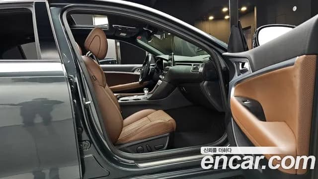 2018 Genesis G70 2.0T Sold VIN KMTG341ABJU006063 – dashboard 2018 Genesis G70 2.0T Sold VIN KMTG341ABJU006063 – dashboard