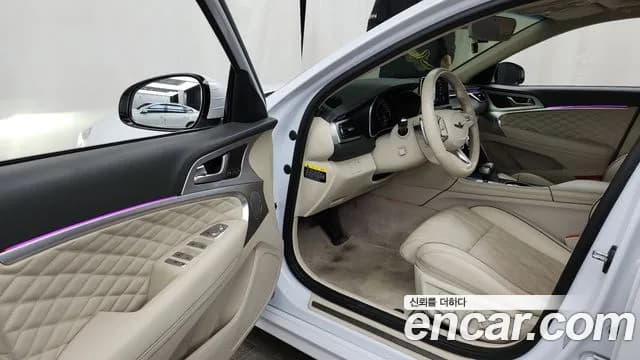 2018 Genesis G70 2.0T Sold VIN KMTG341ABJU008480 – photo 12 2018 Genesis G70 2.0T Sold VIN KMTG341ABJU008480 – photo 12