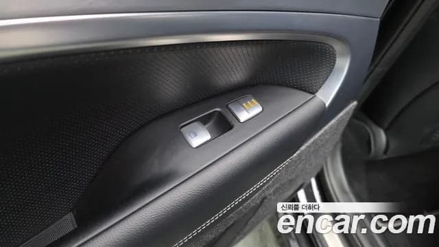 2018 Genesis G70 2.0T Sold VIN KMTG341ABJU013385 – photo 16 2018 Genesis G70 2.0T Sold VIN KMTG341ABJU013385 – photo 16