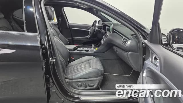 2018 Genesis G70 2.0T Sold VIN KMTG341ABJU013385 – photo 26 2018 Genesis G70 2.0T Sold VIN KMTG341ABJU013385 – photo 26