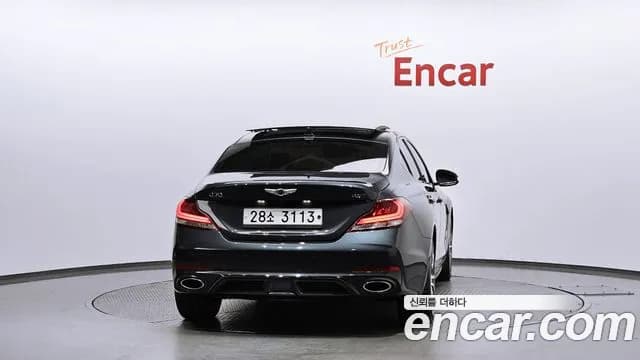 2018 Genesis G70 2.0T Sold VIN KMTG341ABJU018318 – interior seats 2018 Genesis G70 2.0T Sold VIN KMTG341ABJU018318 – interior seats
