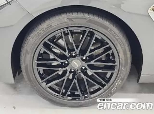 2018 Genesis G70 2.0T Sold VIN KMTG341ABJU021549 – photo 13 2018 Genesis G70 2.0T Sold VIN KMTG341ABJU021549 – photo 13