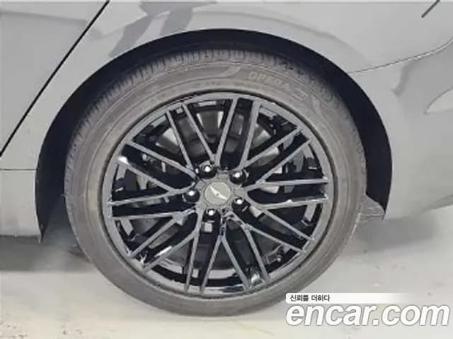 2018 Genesis G70 2.0T Sold VIN KMTG341ABJU021549 – photo 26 2018 Genesis G70 2.0T Sold VIN KMTG341ABJU021549 – photo 26