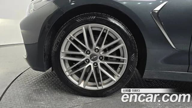 2019 Genesis G70 2.0T Sold VIN KMTG341ABKU037282 – photo 12 2019 Genesis G70 2.0T Sold VIN KMTG341ABKU037282 – photo 12