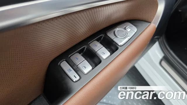 2019 Genesis G70 2.0T Sold VIN KMTG341ABKU040666 – exterior detail 2019 Genesis G70 2.0T Sold VIN KMTG341ABKU040666 – exterior detail