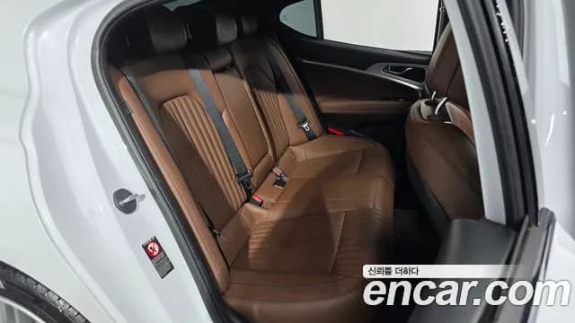 2019 Genesis G70 2.0T Sold VIN KMTG341ABKU040666 – photo 23 2019 Genesis G70 2.0T Sold VIN KMTG341ABKU040666 – photo 23