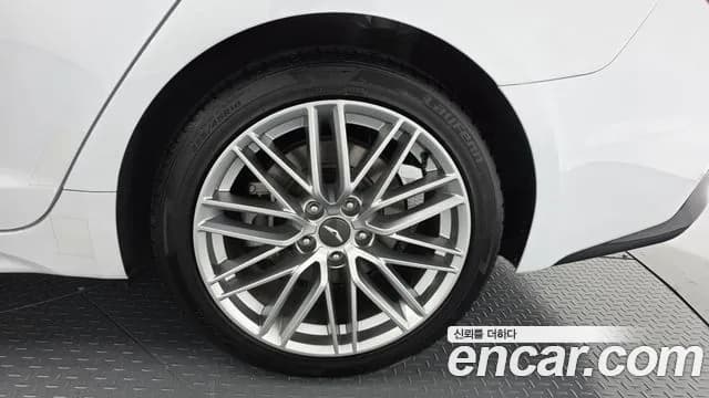 2019 Genesis G70 2.0T Sold VIN KMTG341ABKU040666 – photo 32 2019 Genesis G70 2.0T Sold VIN KMTG341ABKU040666 – photo 32