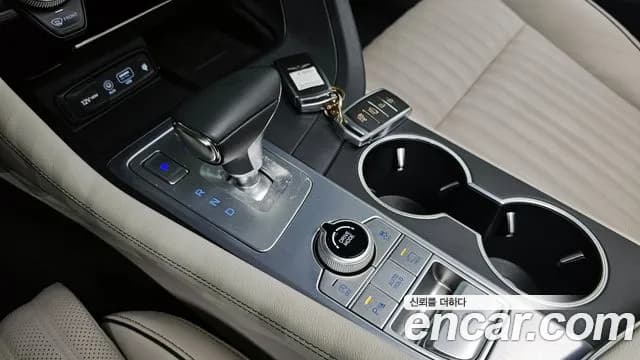 2019 Genesis G70 2.0T Sold VIN KMTG341ABKU047457 – photo 11 2019 Genesis G70 2.0T Sold VIN KMTG341ABKU047457 – photo 11
