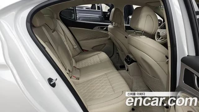2021 Genesis The New G70 Gasoline 2.0T 2WD Sold VIN KMTG341ABMU077563 – front exterior 2021 Genesis The New G70 Gasoline 2.0T 2WD Sold VIN KMTG341ABMU077563 – front exterior
