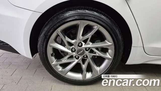 2021 Genesis The New G70 Gasoline 2.0T 2WD Sold VIN KMTG341ABMU077563 – side profile 2021 Genesis The New G70 Gasoline 2.0T 2WD Sold VIN KMTG341ABMU077563 – side profile