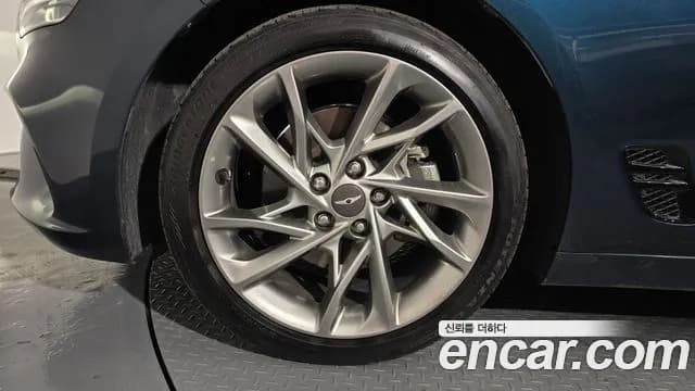 2021 Genesis The New G70 Gasoline 2.0T 2WD Sold VIN KMTG341ABMU078308 – side profile 2021 Genesis The New G70 Gasoline 2.0T 2WD Sold VIN KMTG341ABMU078308 – side profile
