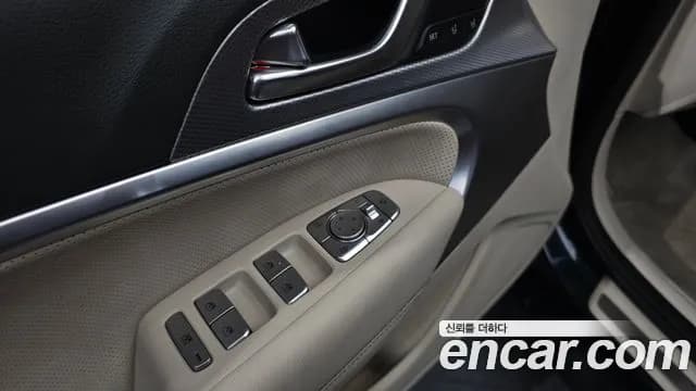 2021 Genesis The New G70 Gasoline 2.0T 2WD Sold VIN KMTG341ABMU078308 – photo 11 2021 Genesis The New G70 Gasoline 2.0T 2WD Sold VIN KMTG341ABMU078308 – photo 11