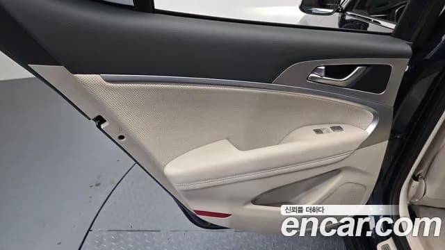 2021 Genesis The New G70 Gasoline 2.0T 2WD Sold VIN KMTG341ABMU078308 – photo 13 2021 Genesis The New G70 Gasoline 2.0T 2WD Sold VIN KMTG341ABMU078308 – photo 13