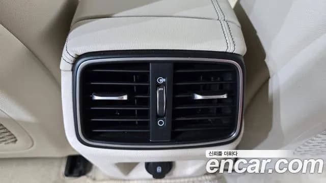2021 Genesis The New G70 Gasoline 2.0T 2WD Sold VIN KMTG341ABMU078308 – photo 34 2021 Genesis The New G70 Gasoline 2.0T 2WD Sold VIN KMTG341ABMU078308 – photo 34
