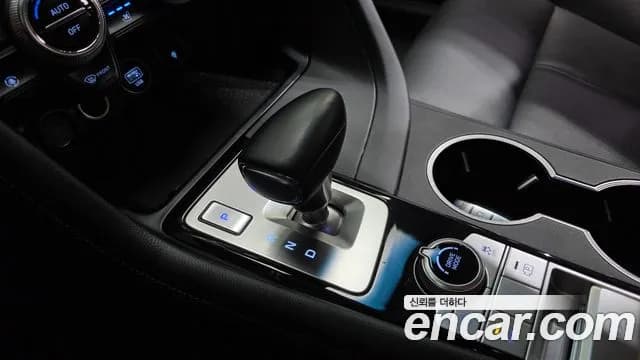 2021 Genesis The New G70 Gasoline 2.0T 2WD Sold VIN KMTG341ABMU088199 – trunk area 2021 Genesis The New G70 Gasoline 2.0T 2WD Sold VIN KMTG341ABMU088199 – trunk area