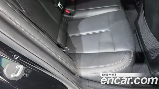 2021 Genesis The New G70 Gasoline 2.0T 2WD Sold VIN KMTG341ABMU088199 – photo 15 2021 Genesis The New G70 Gasoline 2.0T 2WD Sold VIN KMTG341ABMU088199 – photo 15