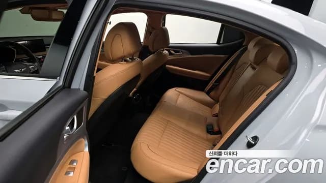 2021 Genesis The New G70 Gasoline 2.0T 2WD Sold VIN KMTG341ABMU091409 – photo 18 2021 Genesis The New G70 Gasoline 2.0T 2WD Sold VIN KMTG341ABMU091409 – photo 18