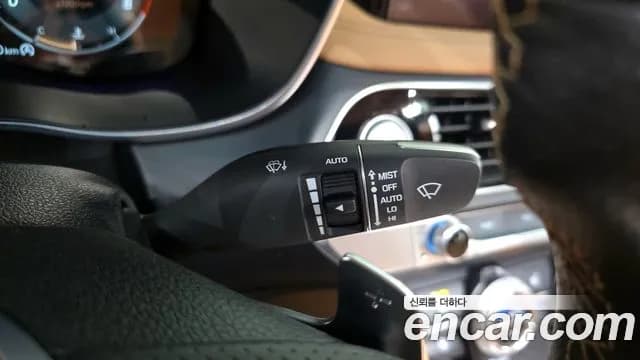 2021 Genesis The New G70 Gasoline 2.0T 2WD Sold VIN KMTG341ABMU091409 – photo 19 2021 Genesis The New G70 Gasoline 2.0T 2WD Sold VIN KMTG341ABMU091409 – photo 19