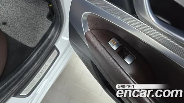 2022 Genesis The New G70 Gasoline 2.0T 2WD Sold VIN KMTG341ABNU094741 – interior seats 2022 Genesis The New G70 Gasoline 2.0T 2WD Sold VIN KMTG341ABNU094741 – interior seats