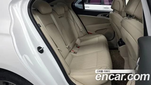 2022 Genesis The New G70 Gasoline 2.0T 2WD Sold VIN KMTG341ABNU094922 – photo 11 2022 Genesis The New G70 Gasoline 2.0T 2WD Sold VIN KMTG341ABNU094922 – photo 11
