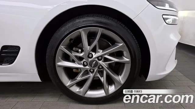 2022 Genesis The New G70 Gasoline 2.0T 2WD Sold VIN KMTG341ABNU094922 – photo 16 2022 Genesis The New G70 Gasoline 2.0T 2WD Sold VIN KMTG341ABNU094922 – photo 16