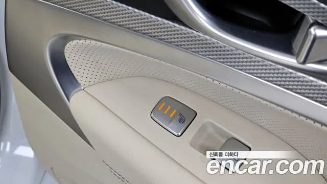 2022 Genesis The New G70 Gasoline 2.0T 2WD Sold VIN KMTG341ABNU094922 – photo 17 2022 Genesis The New G70 Gasoline 2.0T 2WD Sold VIN KMTG341ABNU094922 – photo 17