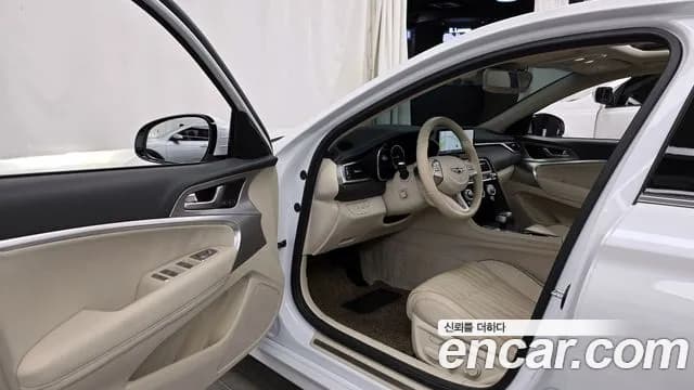 2022 Genesis The New G70 Gasoline 2.0T 2WD Sold VIN KMTG341ABNU094922 – photo 23 2022 Genesis The New G70 Gasoline 2.0T 2WD Sold VIN KMTG341ABNU094922 – photo 23
